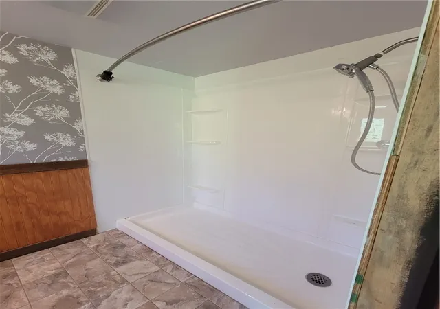 Photo 3 of Manufactured home for sale at 4109 3rd Street, Aliquippa, PA 15001 | MLS# 1753167 | Listing updated on 2026-09-03