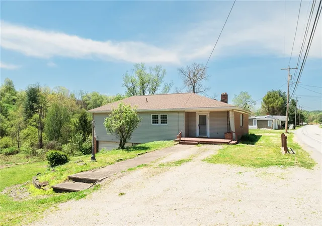 Photo 2 of Single family home for sale at 747 Frbk Herbert Rd, Redstone Twp, PA 15468 | MLS# 1753573 | Listing updated on 2026-09-07
