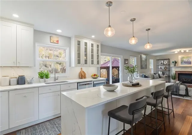 Photo 2 of Single family home for sale at 216 Lori Rd, Richland, PA 15044 | MLS# 1753728 | Listing updated on 2026-09-15