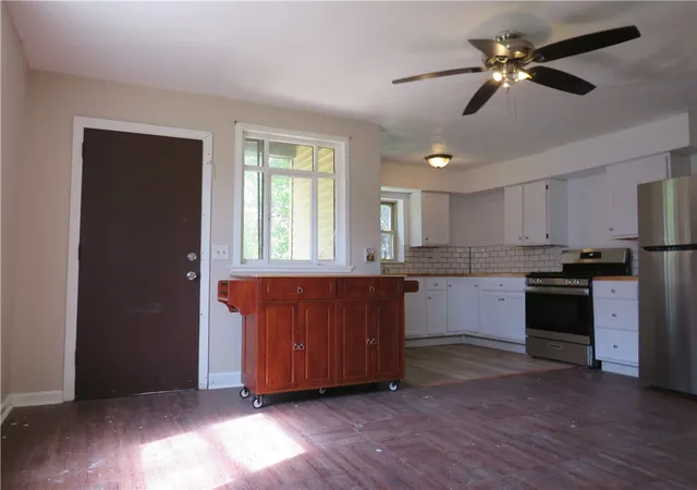 Photo 4 of Single family home for sale at 141 Zara St, Knoxville, PA 15210 | MLS# 1753753 | Listing updated on 2026-10-16