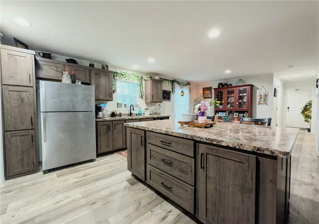 Photo 3 of Manufactured home for sale at 135 Mason St, Richland Twp, PA 16374 | MLS# 1753871 | Listing updated on 2026-09-13