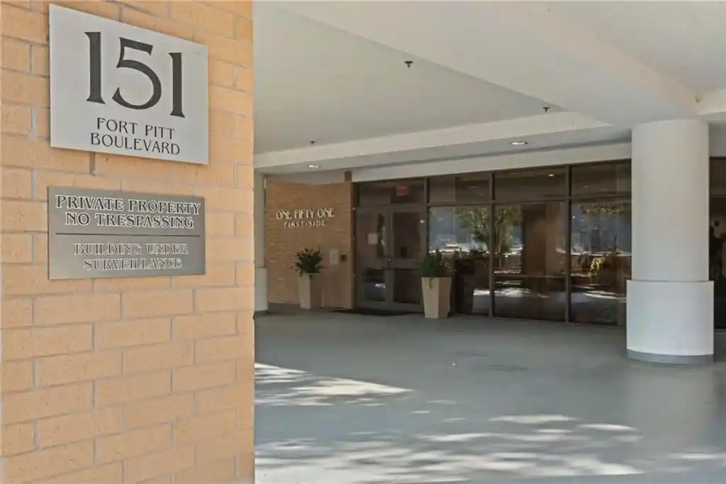 Listing Photo 50 - Condo for sale in 151 Fort Pitt Blvd located at 151 Fort Pitt Blvd, Pittsburgh, PA 15222 - Unit #1605
