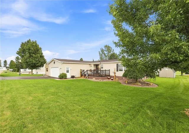 Photo 3 of Sale Pending at 131 Brent Ln, Somerset, PA 15501 | MLS# 1754252 | Listing updated on 2026-09-09