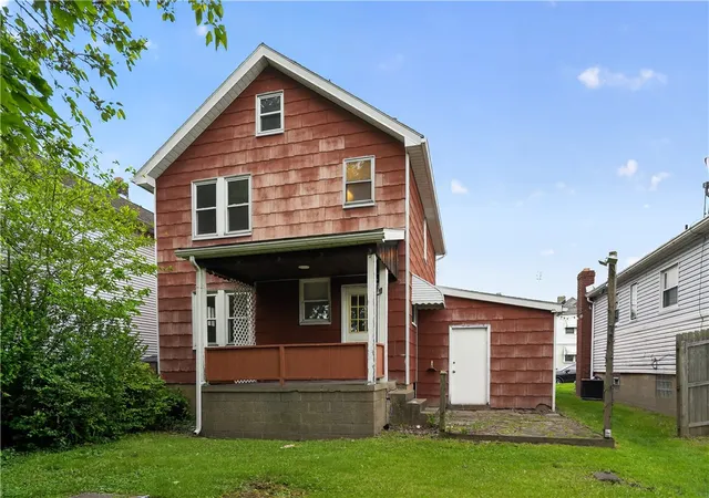 Photo 2 of Single family home for sale at 1508 Abraham St, Mc Keesport, PA 15132 | MLS# 1754149 | Listing updated on 2026-09-09