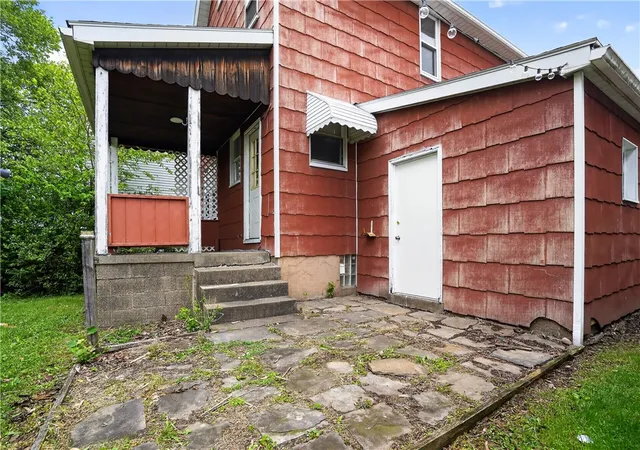 Photo 4 of Single family home for sale at 1508 Abraham St, Mc Keesport, PA 15132 | MLS# 1754149 | Listing updated on 2026-09-09