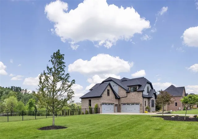 Photo 3 of Single family home for sale at 301 Serendipity Ln, Cranberry Township, PA 16066 | MLS# 1754463 | Listing updated on 2026-09-02