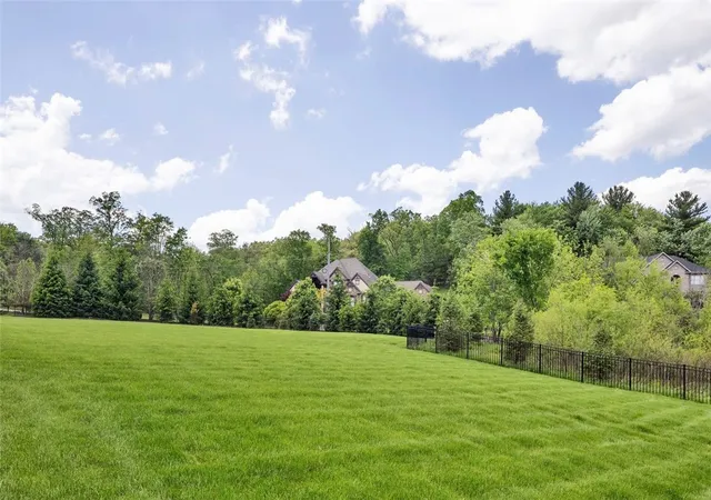 Photo 3 of Single family home for sale at 301 Serendipity Ln, Cranberry Township, PA 16066 | MLS# 1754463 | Listing updated on 2026-09-02