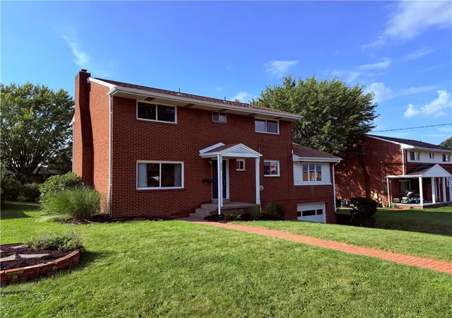 Photo 1 of Single family home for sale at 203 Clover Dr, Elizabeth, PA 15037 | MLS# 1754705 | Listing updated on 2026-09-09