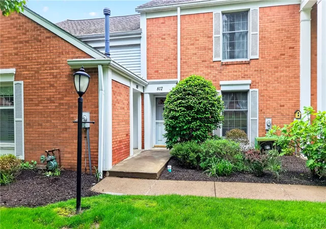 Condo for sale at 1818 Foxcroft Ln #802, McCandless, PA 15101 | MLS# 1753930
