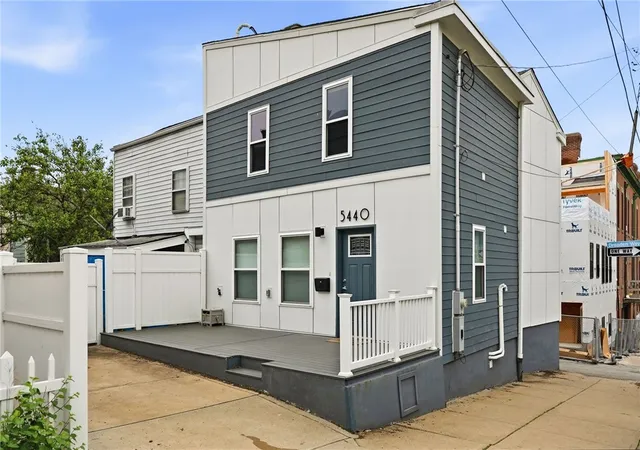 Photo 2 of Single family home for sale at 5440 Dresden Way, Pittsburgh, PA 15201 | MLS# 1754781 | Listing updated on 2026-09-08