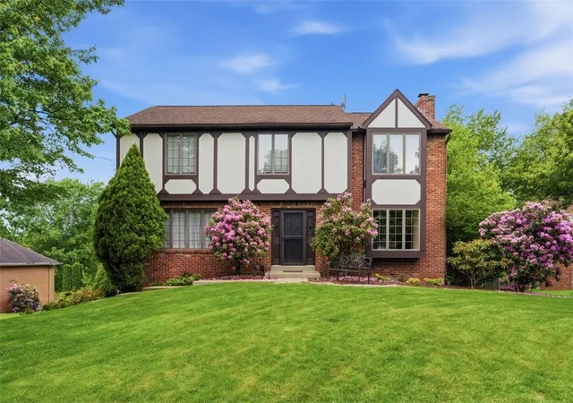 Photo 1 of Single family home for sale at 261 Finnin Rd, New Kensington, PA 15068 | MLS# 1755015 | Listing updated on 2026-09-07