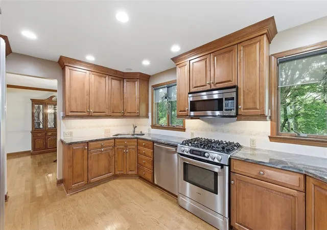 Photo 4 of Single family home for sale at 261 Finnin Rd, New Kensington, PA 15068 | MLS# 1755015 | Listing updated on 2026-09-07
