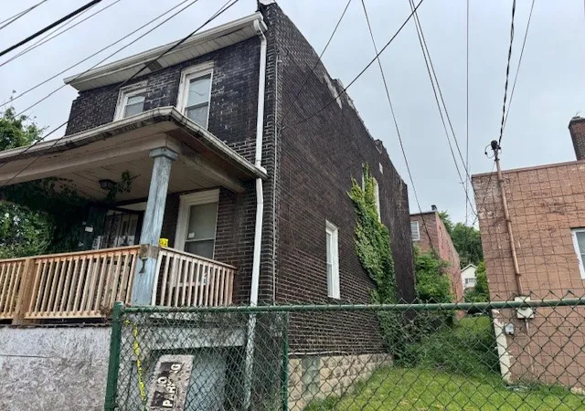 Photo 2 of Single family home for sale at 2462 Scott Way, Pittsburgh, PA 15218 | MLS# 1755078 | Listing updated on 2026-09-14