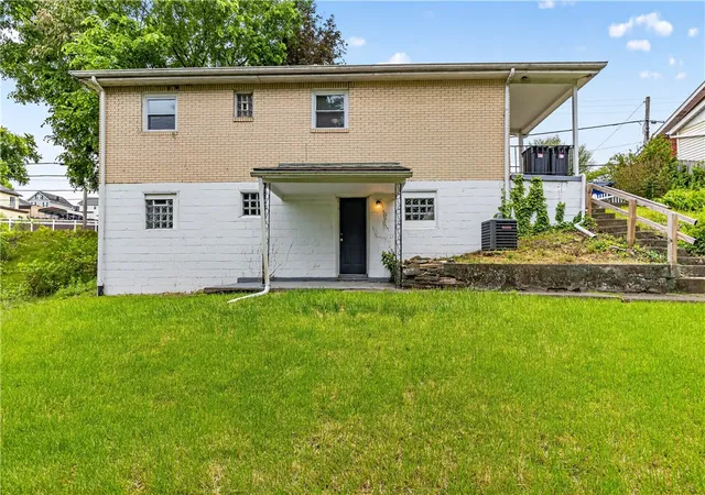 Photo 3 of Sale Pending at 921 Lincoln Way, Mc Keesport, PA 15132 | MLS# 1752713 | Listing updated on 2026-10-05