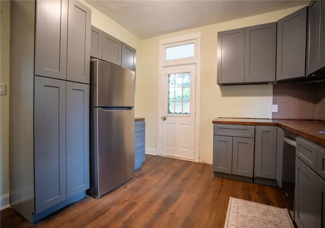 Photo 3 of Single family home for sale at 251 Pattison St, Evans City, PA 16033 | MLS# 1755292 | Listing updated on 2026-09-08