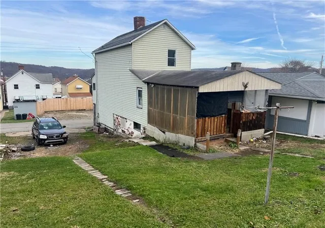 Photo 15 of Single family home for sale at 314 Lowell Rear #1/2, Vandergrift, PA 15690 | MLS# 1755427 | Listing updated on 2026-10-03