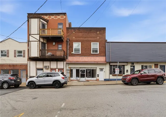 Photo 2 of Multi family home for sale at 433 Cavitt Ave, Trafford, PA 15085 | MLS# 1754680 | Listing updated on 2026-10-06