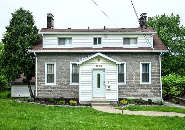 Photo 1 of Single family home for sale at 1058 Greentree Rd, Green Tree, PA 15220 | MLS# 1755361 | Listing updated on 2026-09-10