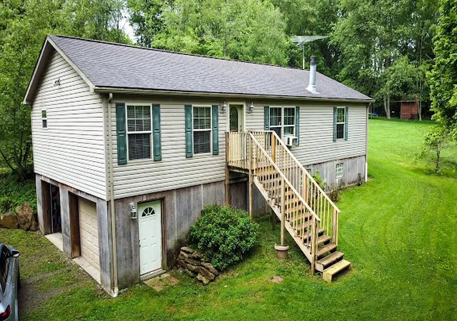 Photo 1 of Single family home for sale at 326 Gray Ave, Winfield Twp, PA 16023 | MLS# 1755734 | Listing updated on 2026-10-06