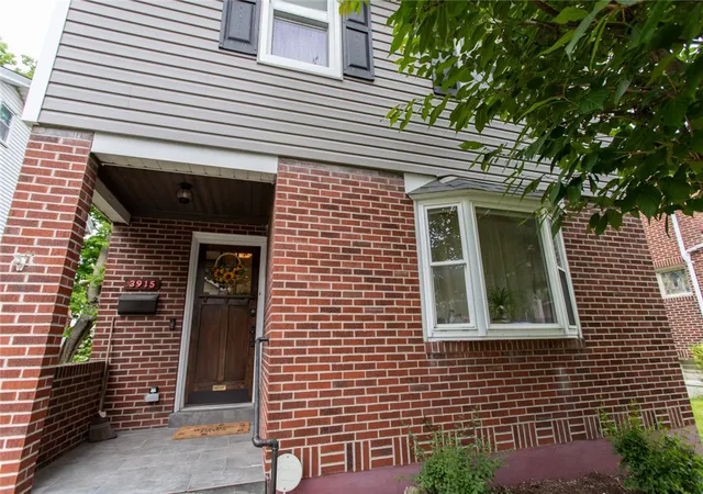 Photo 1 of Single family home for sale at 3915 Kleber St, Brighton Heights, PA 15212 | MLS# 1755746 | Listing updated on 2026-10-06
