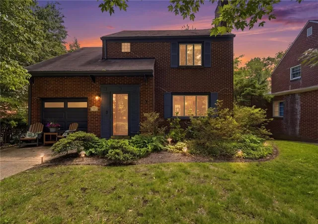 Photo 1 of Single family home for sale at 332 Old Farm Rd, Mt Lebanon, PA 15228 | MLS# 1754287 | Listing updated on 2026-09-14