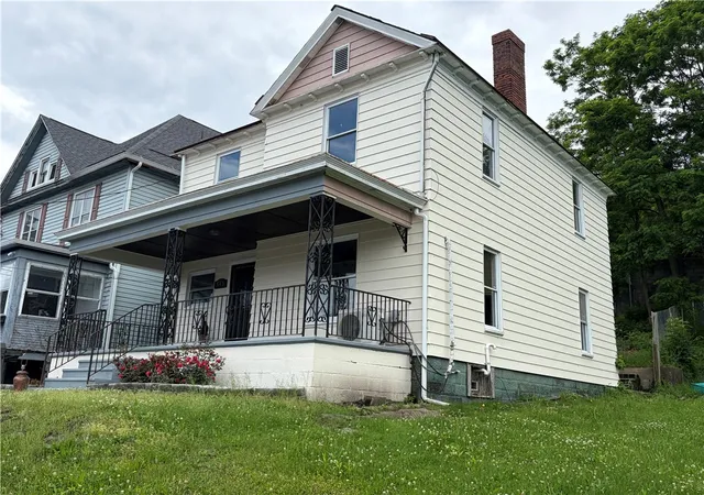 Photo 1 of Single family home for sale at 549 Thompson, Donora, PA 15033 | MLS# 1756894 | Listing updated on 2026-10-02