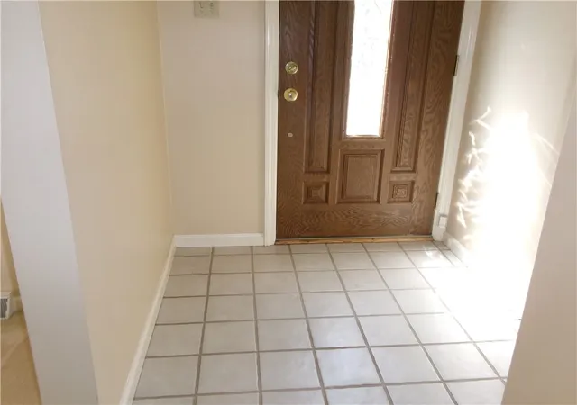 Photo 4 of Condo for sale at 2663 Hunters Point Dr, Franklin Park, PA 15090 | MLS# 1757054 | Listing updated on 2026-10-05
