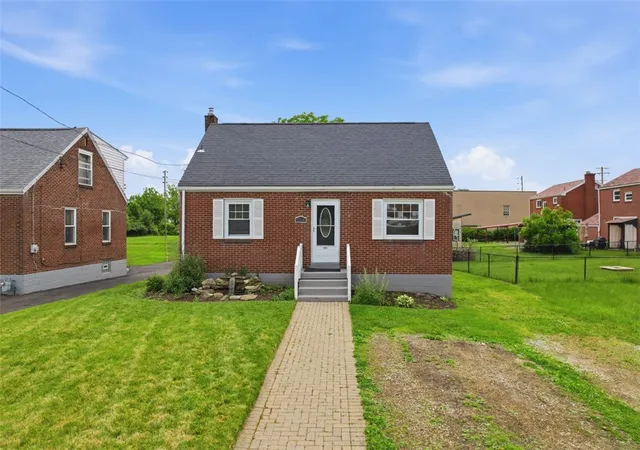 Photo 1 of Single family home for sale at 2514 Alberta Cir, West Mifflin, PA 15122 | MLS# 1755532 | Listing updated on 2026-10-06