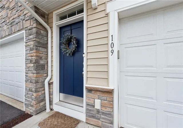 Photo 2 of Townhouse for sale at 109 Affinity Dr, Jackson Twp, PA 16037 | MLS# 1756913 | Listing updated on 2026-10-06