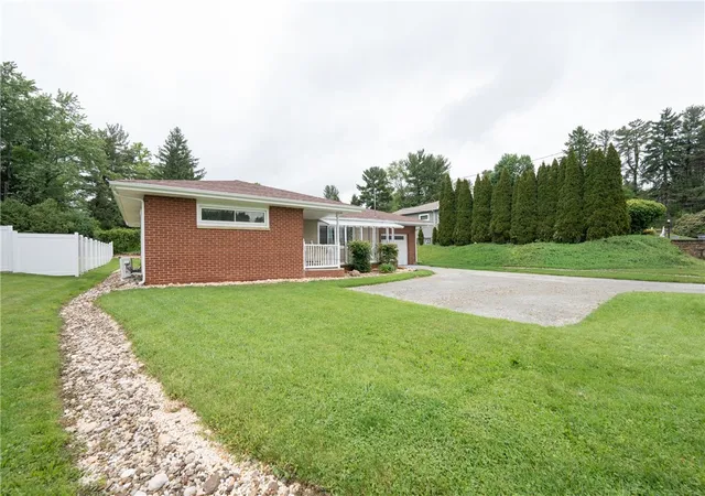 Photo 3 of Single family home for sale at 22 Catherine Ave, Unity Twp, PA 15650 | MLS# 1757049 | Listing updated on 2026-09-14