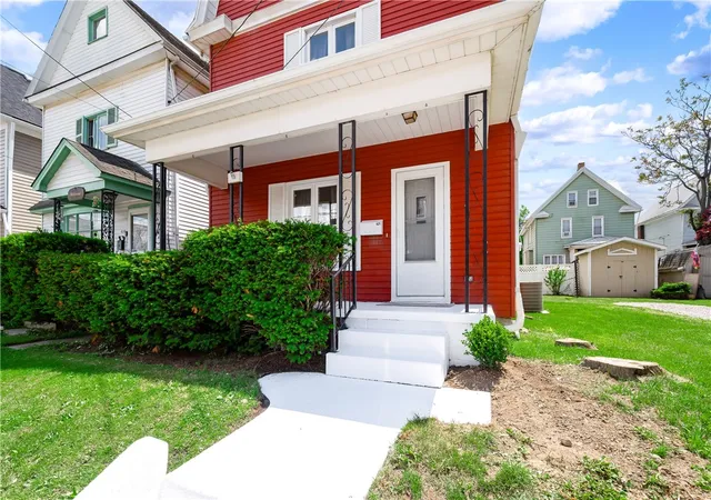 Photo 3 of Sale Pending at 421 Virginia Ave, City Of But Se, PA 16001 | MLS# 1757122 | Listing updated on 2026-10-03