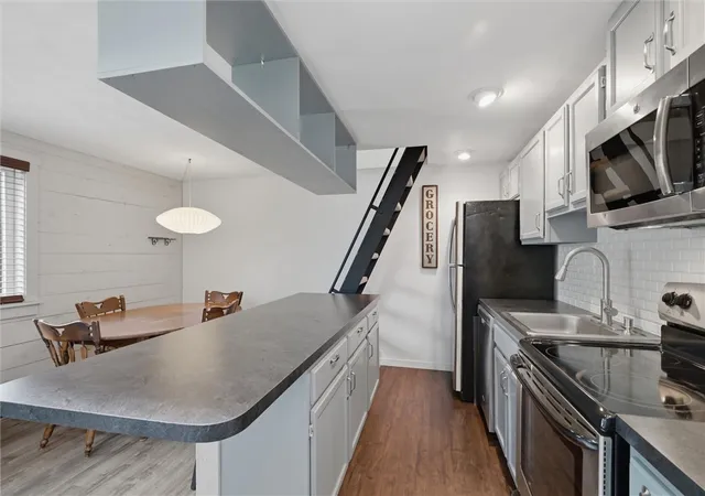 Photo 3 of Townhouse for sale at 580 Maple Ct, Hidden Valley, PA 15502 | MLS# 1757280 | Listing updated on 2026-08-30