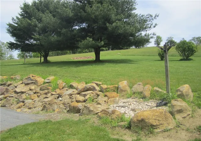 Photo 3 of Single family home for sale at 141 Woodies Rd, Waynesburg, PA 15370 | MLS# 1757401 | Listing updated on 2026-09-04