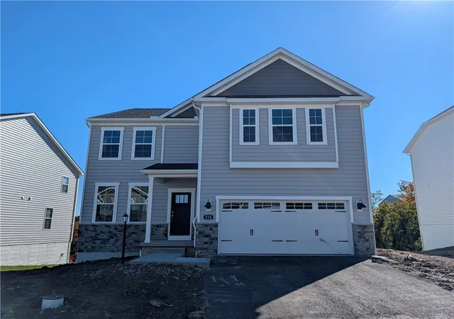 Photo 1 of Single family home for sale at 118 Victoria Dr, Findlay Twp, PA 15108 | MLS# 1757778 | Listing updated on 2026-10-18