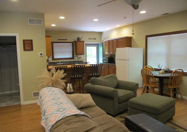 Photo 3 of Sale Pending at 258 Oak Dr, Kennerdell, PA 16374 | MLS# 1757812 | Listing updated on 2026-09-03