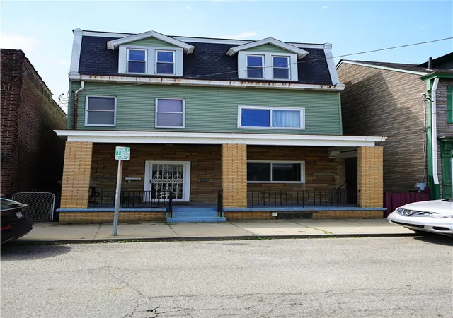 Photo 1 of Single family home for sale at 4082 Howley St, Pittsburgh, PA 15224 | MLS# 1757934 | Listing updated on 2026-09-12
