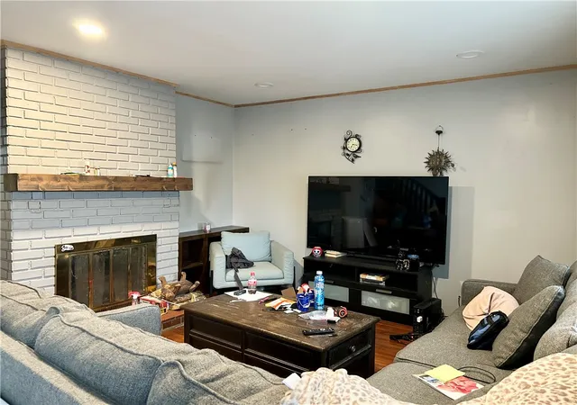 Photo 3 of Single family home for sale at 379 Walnut St, Blawnox, PA 15238 | MLS# 1757676 | Listing updated on 2026-09-08