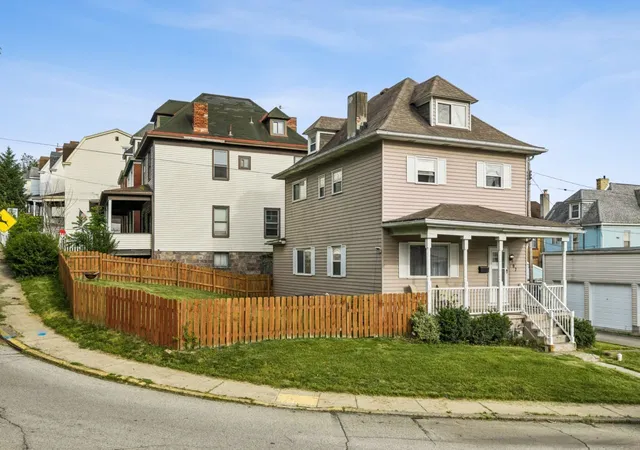 Photo 2 of Single family home for sale at 97 Berry St, Pittsburgh, PA 15205 | MLS# 1758038 | Listing updated on 2026-09-02
