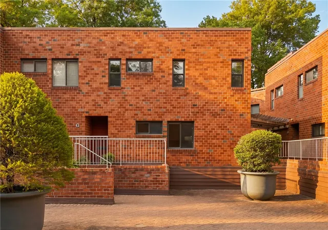 Condo for sale at 5545 Forbes Ave #G, Squirrel Hill, PA 15217 | MLS# 1758283