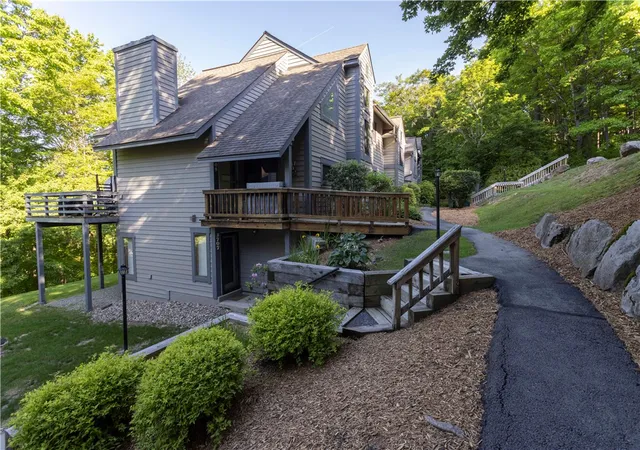 Photo 2 of Sale Pending at 3707 Swiss Mountain Dr, Seven Springs Resort, PA 15622 | MLS# 1758316 | Listing updated on 2026-09-12