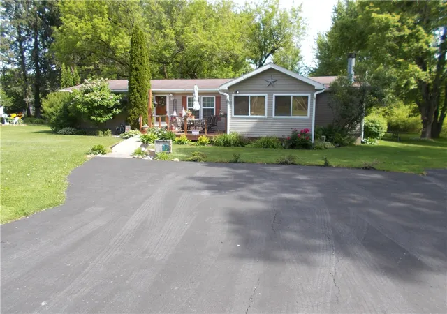Photo 3 of Manufactured home for sale at 1884 Lillian Ave, Espyville, PA 16424 | MLS# 1758392 | Listing updated on 2026-09-05