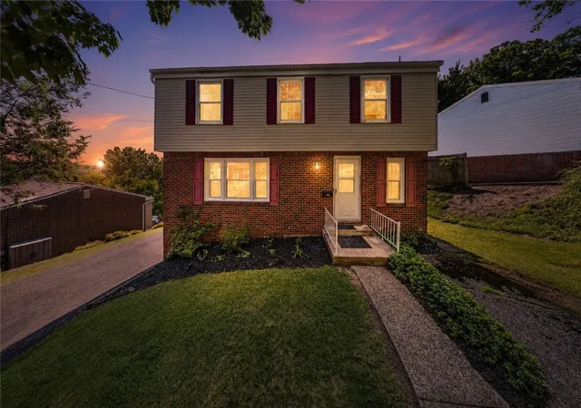 Photo 1 of Single family home for sale at 690 Blue Ridge Rd, Plum Boro, PA 15239 | MLS# 1754553 | Listing updated on 2026-09-06