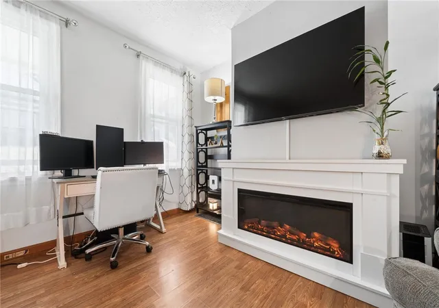 Photo 4 of Sale Pending at 305 Onyx Ave, Pittsburgh, PA 15210 | MLS# 1758472 | Listing updated on 2026-09-23