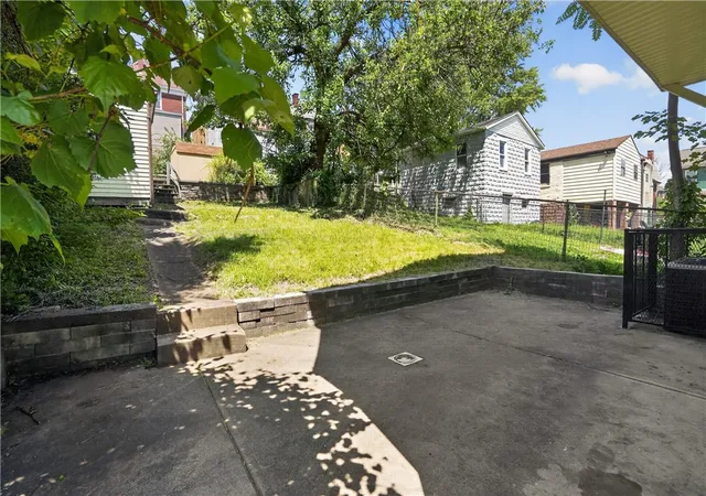 Photo 3 of Single family home for sale at 308 Rustic Ave, Mt Oliver, PA 15210 | MLS# 1757945 | Listing updated on 2026-09-09