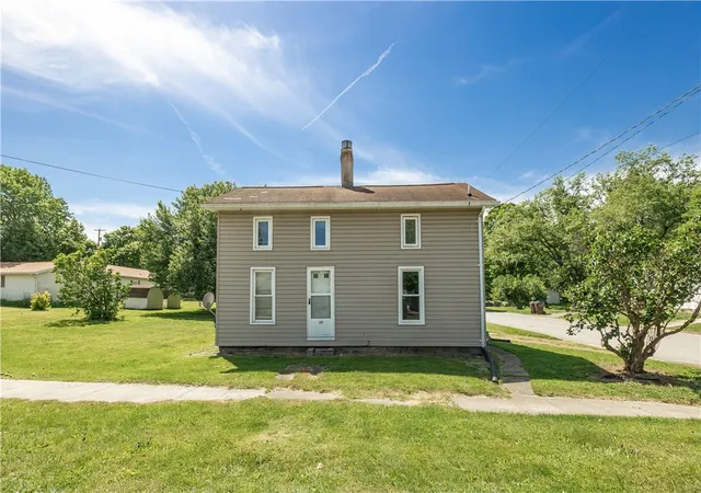 Photo 2 of Sale Pending at 211 Home St, Mercer, PA 16137 | MLS# 1758562 | Listing updated on 2026-09-26