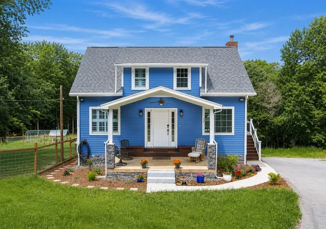 Photo 1 of Single family home for sale at 484 Tank Farm Rd, Independence, PA 15001 | MLS# 1758699 | Listing updated on 2026-09-06