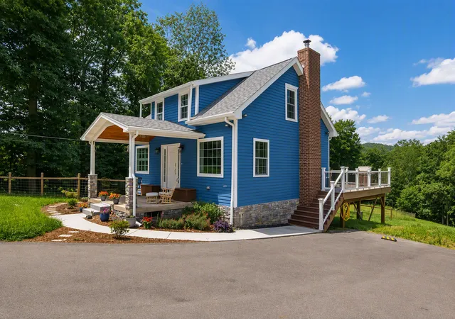 Photo 3 of Single family home for sale at 484 Tank Farm Rd, Independence, PA 15001 | MLS# 1758699 | Listing updated on 2026-09-06