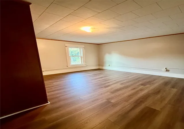 Listing Photo 2 - Condo for sale in building located at 101 W Fulton St, New Castle, PA 16102