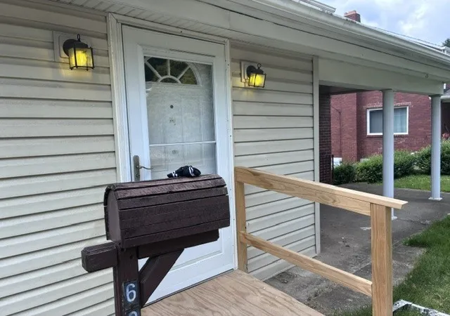Photo 1 of Single family home for sale at 690 Park Ave, Braddock Hills, PA 15221 | MLS# 1758859 | Listing updated on 2026-09-13