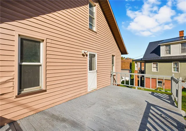 Photo 3 of Single family home for sale at 1844 Soap Holw Rd, Johnstown, PA 15905 | MLS# 1759121 | Listing updated on 2026-09-09